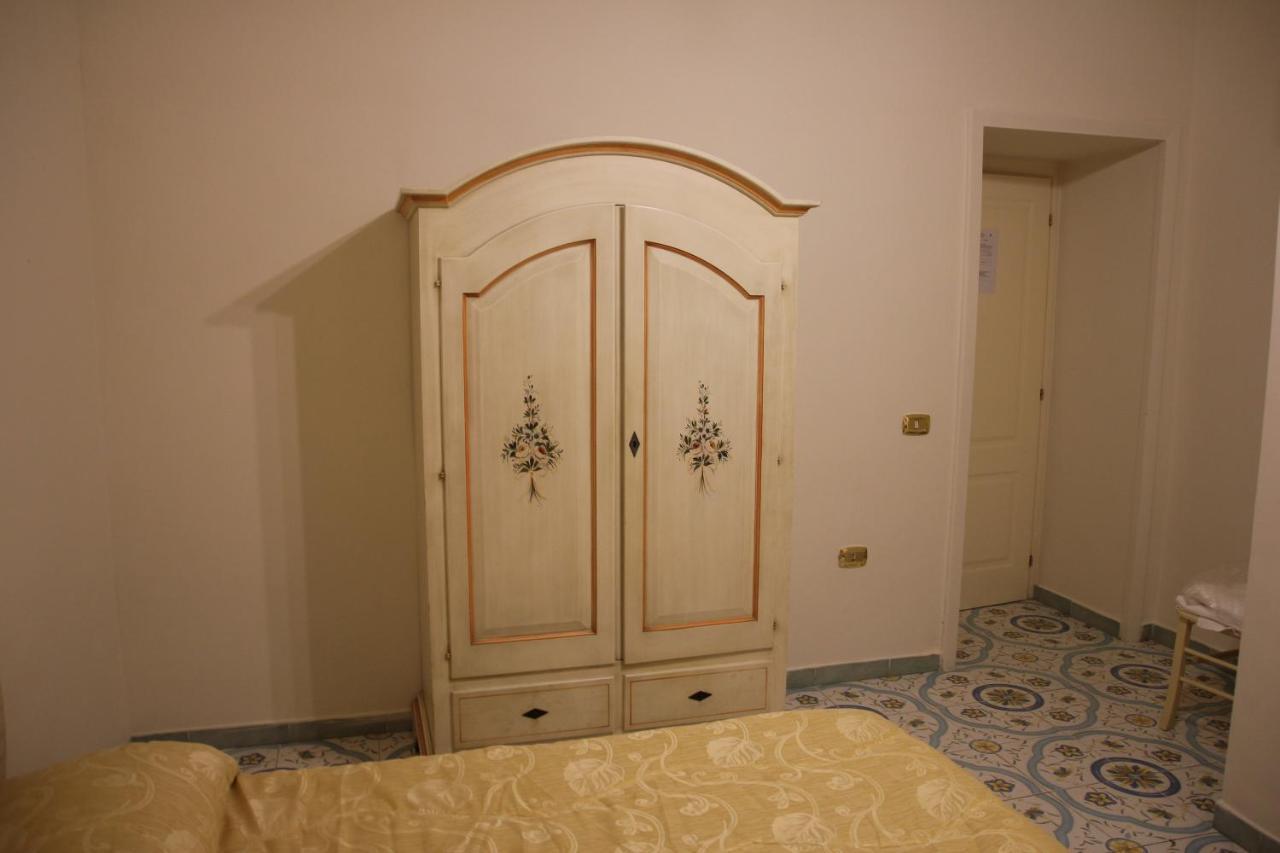 Bed and Breakfast Beb Rosy à Naples Extérieur photo